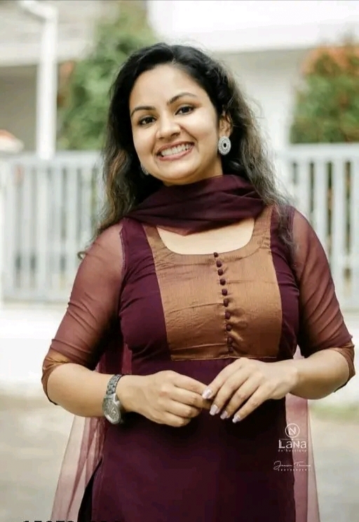 Most Attractive Kurta Pant Dupatta Set  For Woman